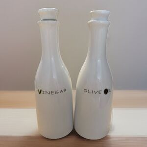 Over and Back Porcelain Oil & Vinegar Bottles Set, Pan e Olio Pattern, 6” Tall